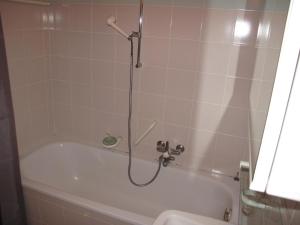 Residenz Montfort E4 SIVI100 tesisinde bir banyo