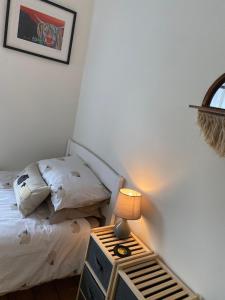 Postel nebo postele na pokoji v ubytování The Ramblers Rest - whole apartment - pet friendly - close to amenities and walks