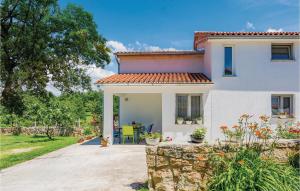 Φωτογραφία από το άλμπουμ του Awesome Apartment In Svpetar U Sumi σε Pamići