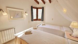 Ein Bett oder Betten in einem Zimmer der Unterkunft Villa Yvonne - chill out, free WIFI, close to facilities