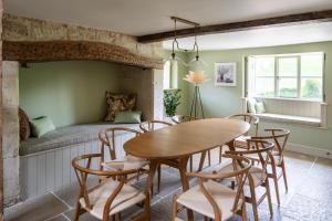 Gallery image of Enderley in Salisbury +25 photos