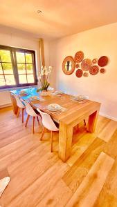 A seating area at La douce Rive