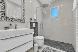 Koupelna v ubytování Apartment Apricus + 37 fotografií