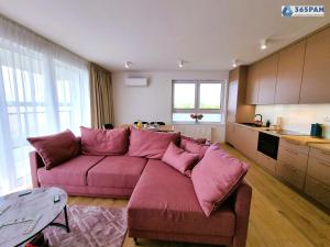 Кухня или мини-кухня в 365PAM - Westin House LUX - GARAŻ, BASEN, JACUZZI, SAUNA, SIŁOWNIA, PLAC ZABAW W CENIE
