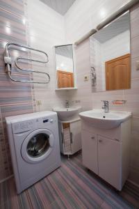 Un baño de Bon-Appart on Bolshaya Morskaya 31 - Irena Guest House