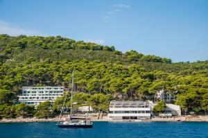 Bazén v ubytovaní Hotel Lavanda alebo v jeho blízkosti