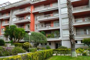 Vonkajšia záhrada v ubytovaní Apartamento turístico en Sanxenxo