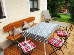 Ein Patio oder anderer Außenbereich in der Unterkunft Ferienhaus am Waginger See