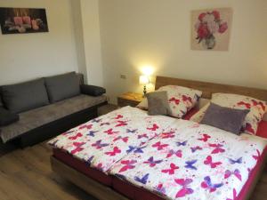 Ein Bett oder Betten in einem Zimmer der Unterkunft Ferienhaus am Waginger See