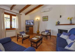 Fotografie z fotogalerie ubytování Country House in Selva with Private Pool v destinaci Selva