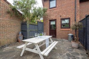 Galeriebild der Unterkunft ✪ Charming ✪ 2 Bed House with Garden & Parking ✪ Perfect Location ✪ Greater London ✪ Woodford/Enfield ✪ in Woodford Green