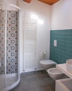 A bathroom at La Terrazza Azzurra