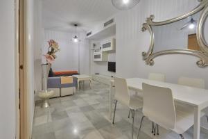 Posedenie v ubytovaní TWO BEDROOMS Leonor Dávalos