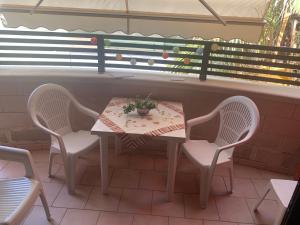 A seating area at Residence Massilor
