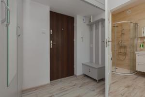 Kúpeľňa v ubytovaní Apartments City Center Warsaw by Noclegi Renters