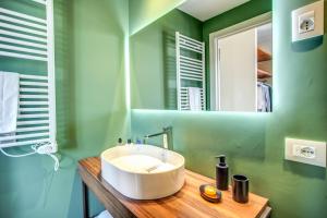 Kúpeľňa v ubytovaní Milhouse Suites Duomo + 27 fotografií