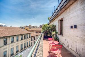 Balkón alebo terasa v ubytovaní Milhouse Suites Duomo