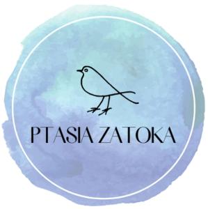 un dibujo de un pájaro en un plato en Ptasia Zatoka, en Augustów