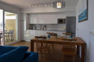 Kuchnia lub aneks kuchenny w obiekcie MAGNOLIO APARTMENT CALACEITE