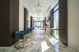 Hotel Millennium by Aycon的休息区
