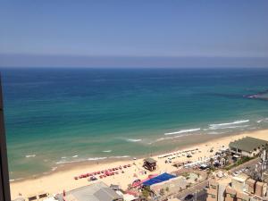 Gallery image of Ezore Yam Apartments - Ben Gurion 99 in Bat Yam