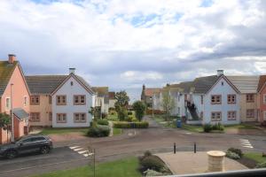 a view of a residential street with houses at The Lookout in Cellardyke