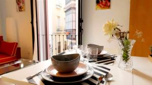 Fotografie z fotogalerie ubytování Lovely Center Apartments Seville - Sunny Balcony Alfalf v destinaci Seville