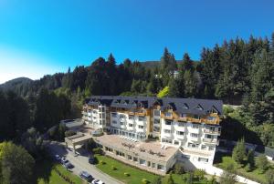 Foto da galeria de Huinid Bustillo Hotel & Spa em San Carlos de Bariloche