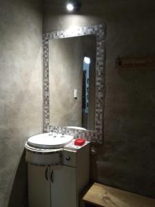 Et badeværelse på Cabañas Río Los Nogales