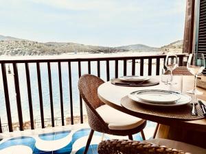 Afbeelding uit fotogalerij van Porto Azzurro Suite - Goelba in Porto Azzurro