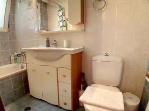 Imagem da galeria de Studio apartment in Kirra, ancient port of Delphi Near the beach em Kírra