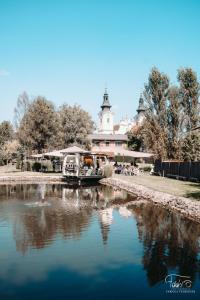 Fotografia z galérie ubytovania Schlaffass im Traumgarten v destinácii Sankt Veit am Vogau