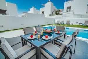 Gallery image of Stay in Style in Modern 3 Bedroom Villas Near Nissi Beach & Square in Ayia Napa