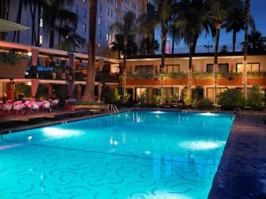 Kolam renang di atau di dekat The Hollywood Roosevelt