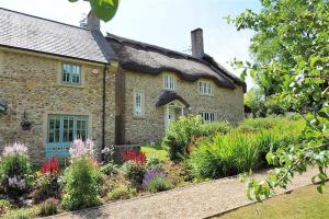 Gallery image of Springhill Cottage in Lyme Regis