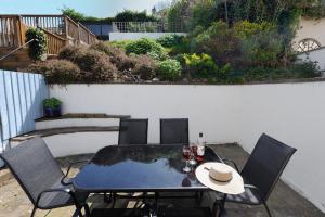 Balkón nebo terasa v ubytování Ivy Cottage + 18 fotografií