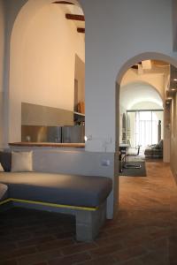 A bed or beds in a room at Loft 33