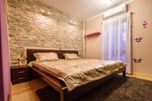 Un pat sau paturi într-o cameră la Luxury Apartments near Bačvice beach