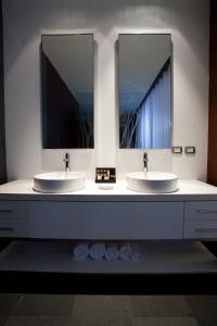 Bilik mandi di BTH Hotel – Boutique Concept