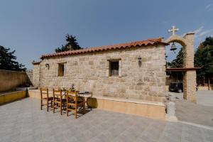 Gallery image of Blue Riviera villas & suites - Rodos in Koskinou +19 photos