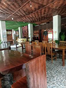 En restaurang eller annat matställe på Brown Bamboo Bukit Lawang