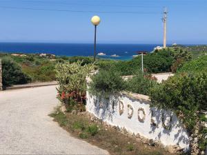 Gallery image of LENTISCHIO villetta vista mare a 250 metri dalla spiaggia con ARIA CONDIZIONATA in Lu Pultiddolu +7 photos