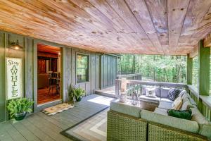 Gambar di galeri bagi Rustic Oasis di Ellijay