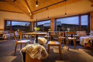 Posezení v ubytování Ski & Spa hotel BELLEVUE