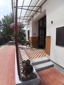Balkón alebo terasa v ubytovaní MiniBali Apartmanok