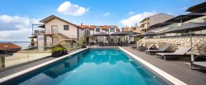 Bazén v ubytování Crikvenica Apartment 19 nebo v jeho okolí + 24 fotografií