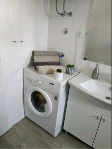 Φωτογραφία από το άλμπουμ του Holiday house Gorica σε Kastela