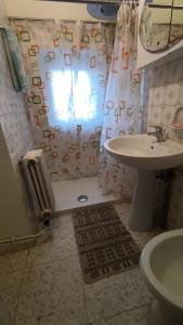 Kamar mandi di Casa vacanze a Furci (Chieti)