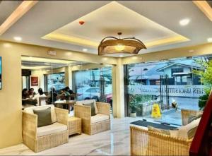 Gallery image of Hotel Herencia 625 in Daraga +93 photos