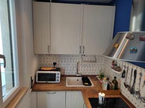 Dapur atau dapur kecil di Grazioso appartamento vicino al mare +15 gambar